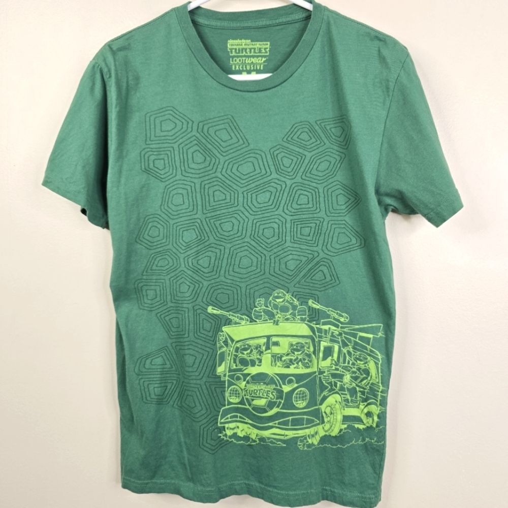 Lootwear Teenage Mutant Ninja Turtles Frontside Turtle Van Graphic Tee Medium